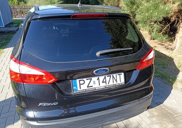 Ford Focus cena 16500 przebieg: 377571, rok produkcji 2011 z Wieruszów małe 121